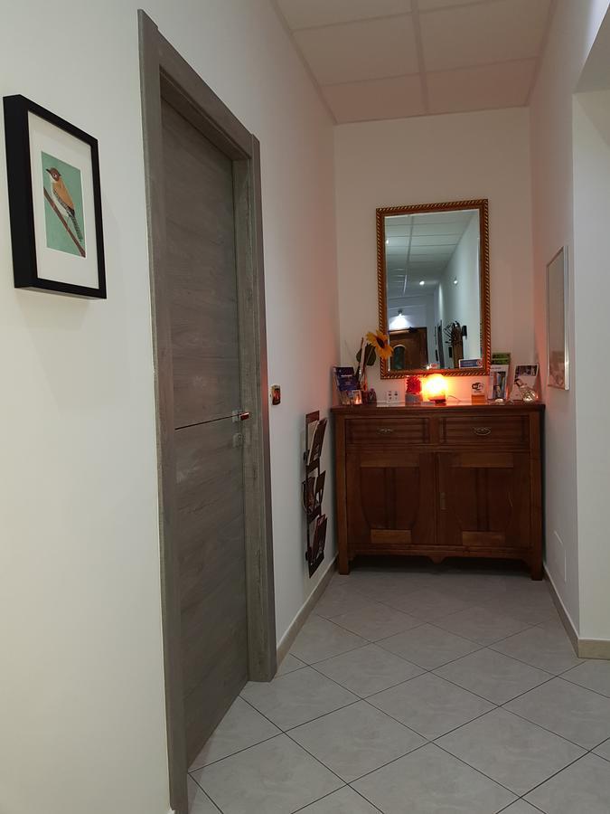 Holiday B&B Vico Del Gargano Buitenkant foto