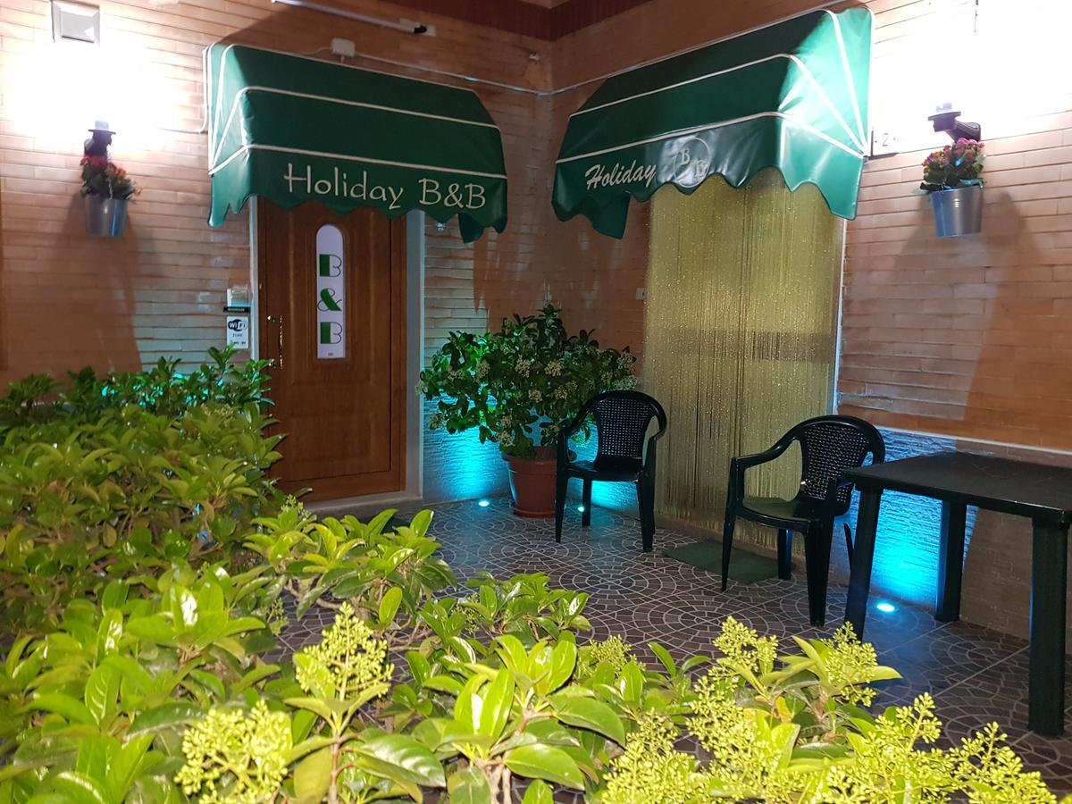 Holiday B&B Vico Del Gargano Buitenkant foto
